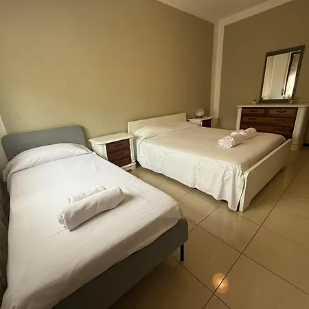 Lejlighed Lovely With Terrace Near Milan *